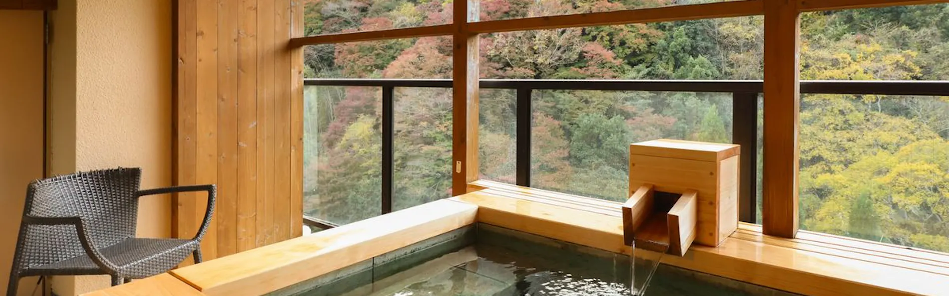 山翠楼 SANSUIROU