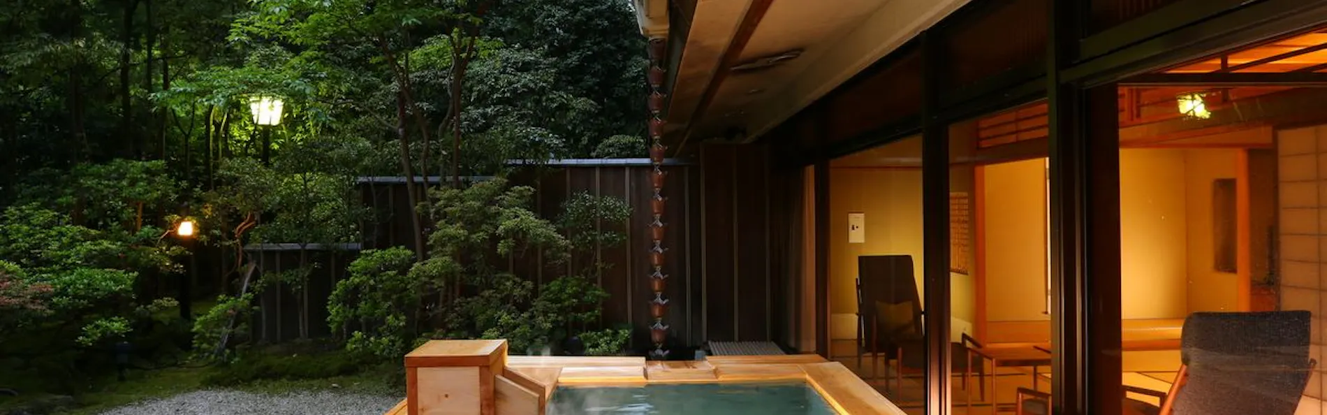 山翠楼 SANSUIROU