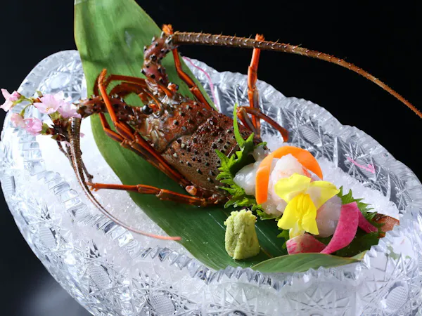 【料理長厳選】~贅の極み~伊勢海老・毛蟹・お造り盛合せから選べる特撰ディナー(1泊2食付)