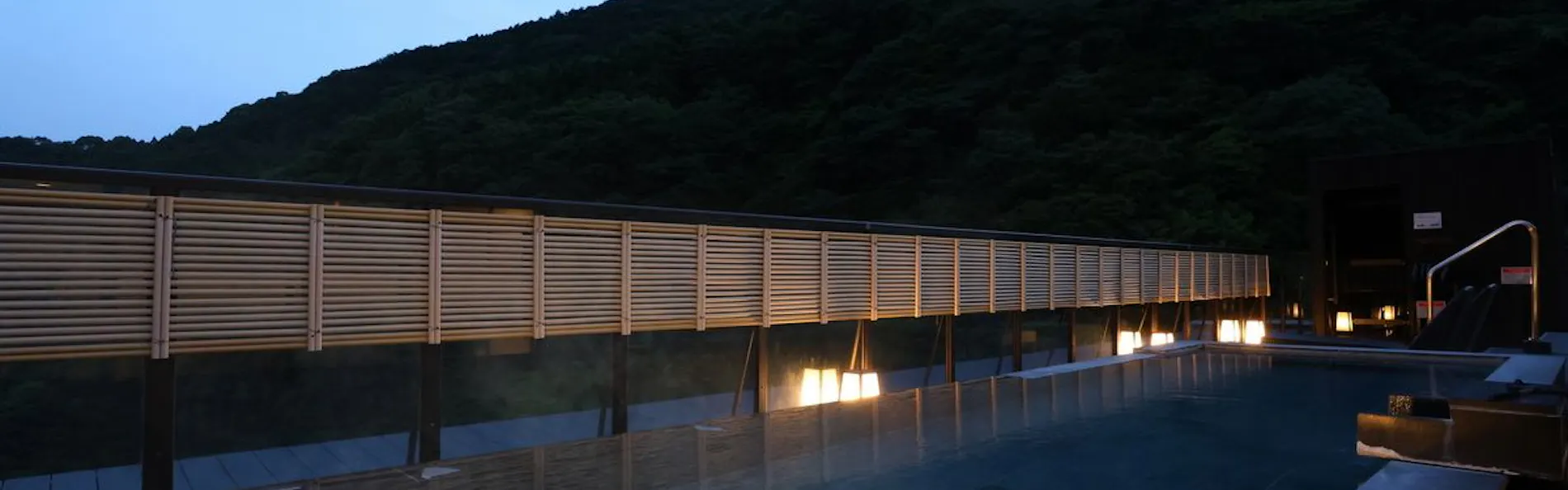 山翠楼 SANSUIROU