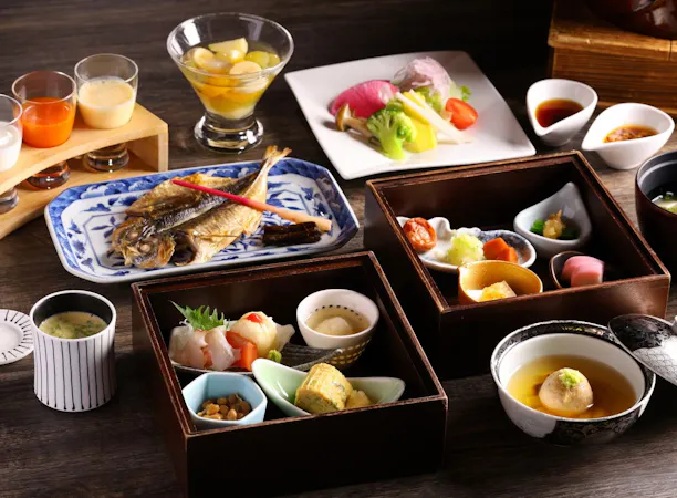 【おもてなし朝膳】