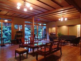 城崎温泉　西村屋本館