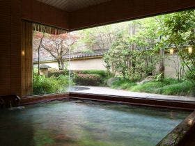 城崎温泉　西村屋本館