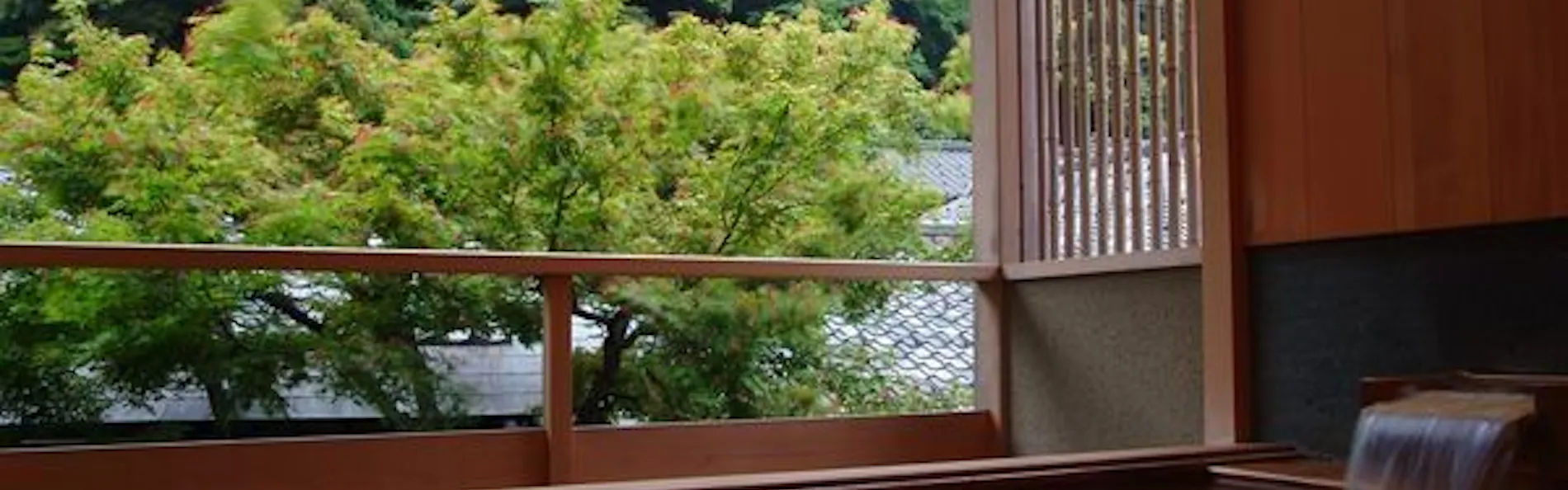 西村屋本館