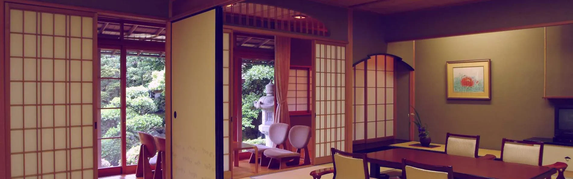 西村屋本館