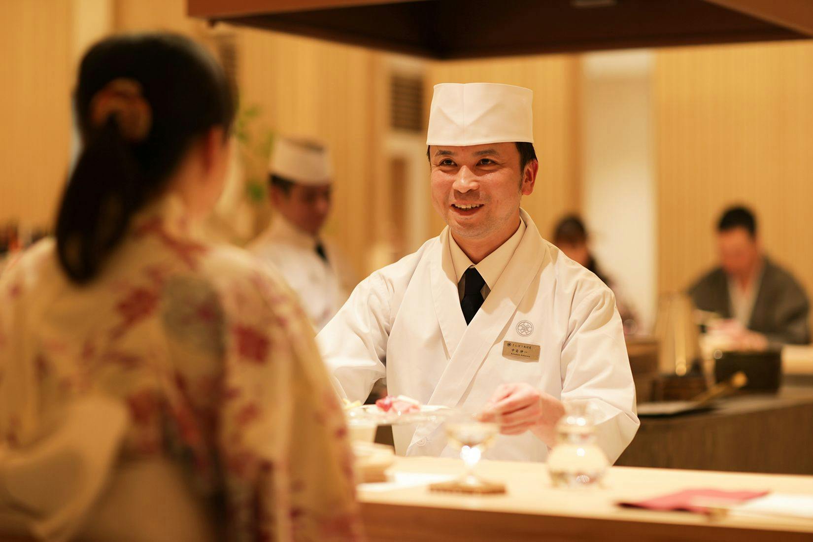 西村屋本館