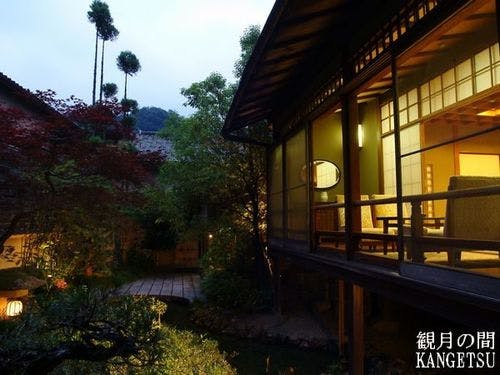 観月の間