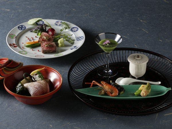 西村屋本館