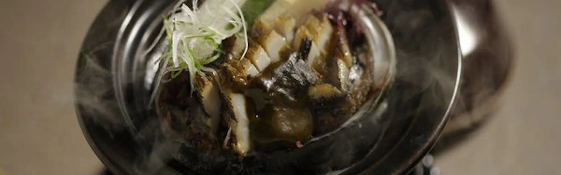 西村屋本館