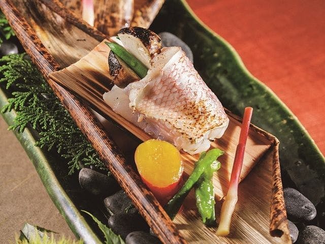 西村屋本館