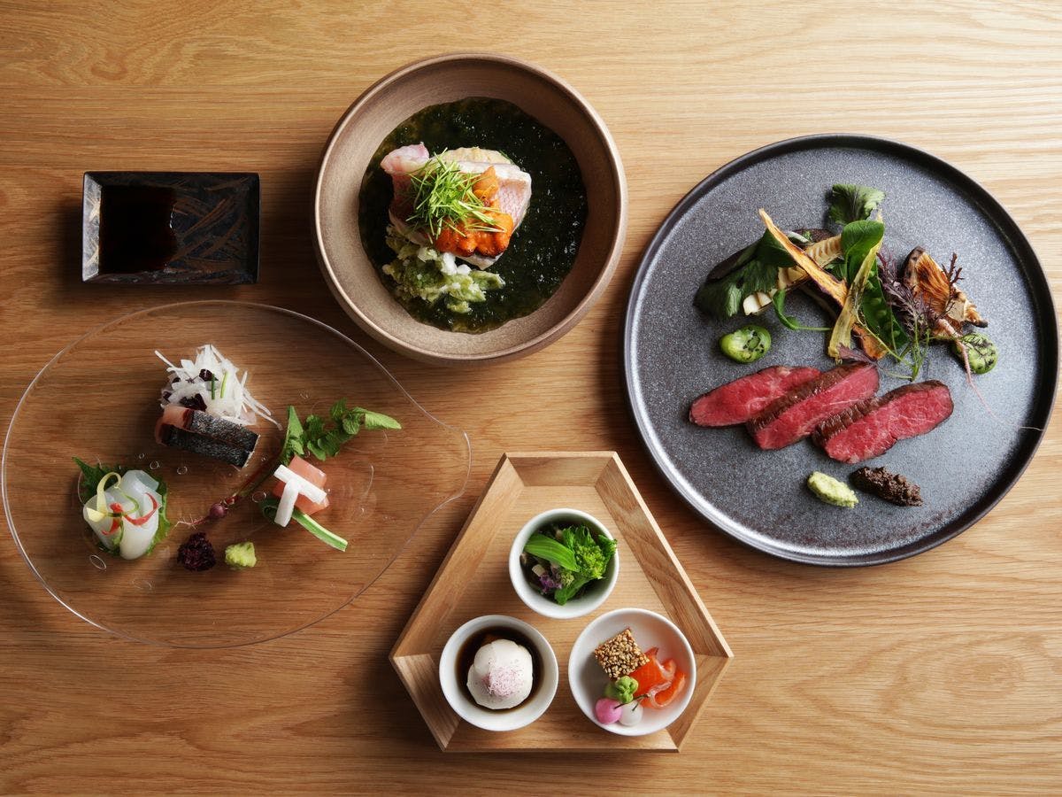 西村屋本館