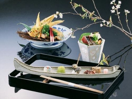 春の旬菜会席（一例）