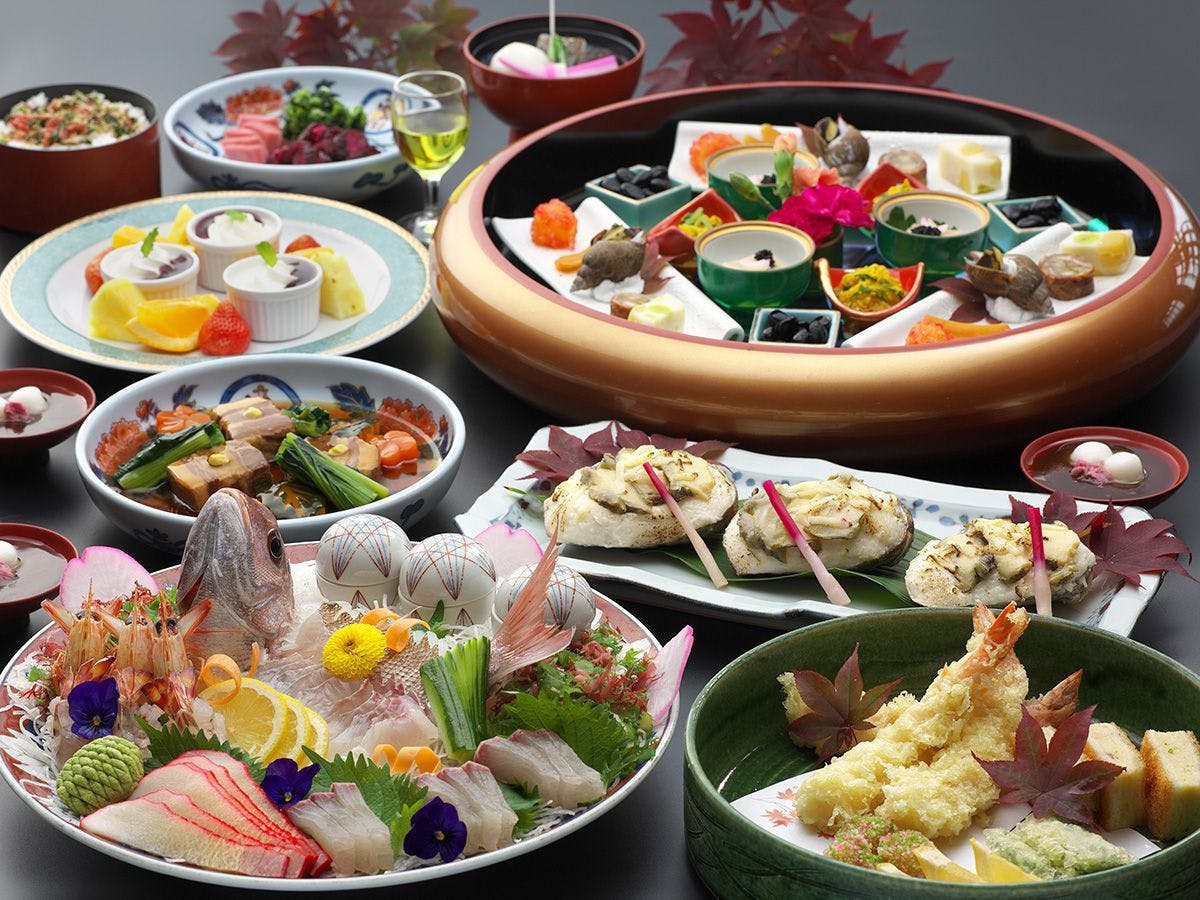 【เดือนกันยายน–พฤศจิกายน】อาหารชิปโปกุ “ฮะคุโอ” ※ภาพถ่ายเป็นตัวอย่างสำหรับ 3 ท่าน