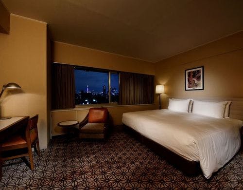 スーペリアコーナーキング（夜）