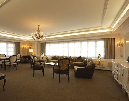 プリンススイートキング_リビング昼