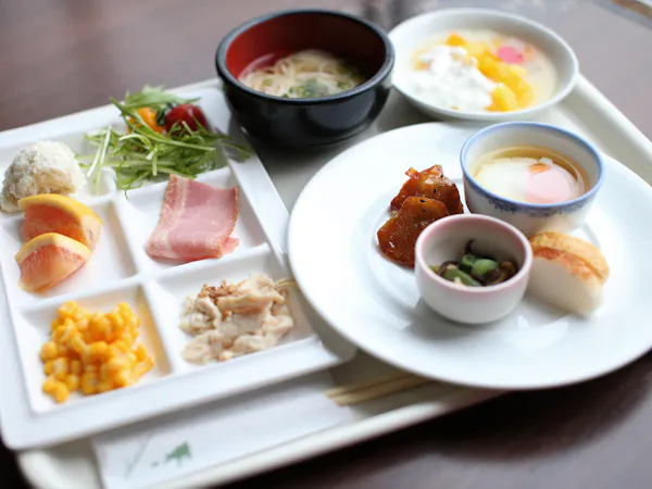 【朝食付き・夕食なし】島の名産佃煮・新鮮野菜などボリューム満点の朝食