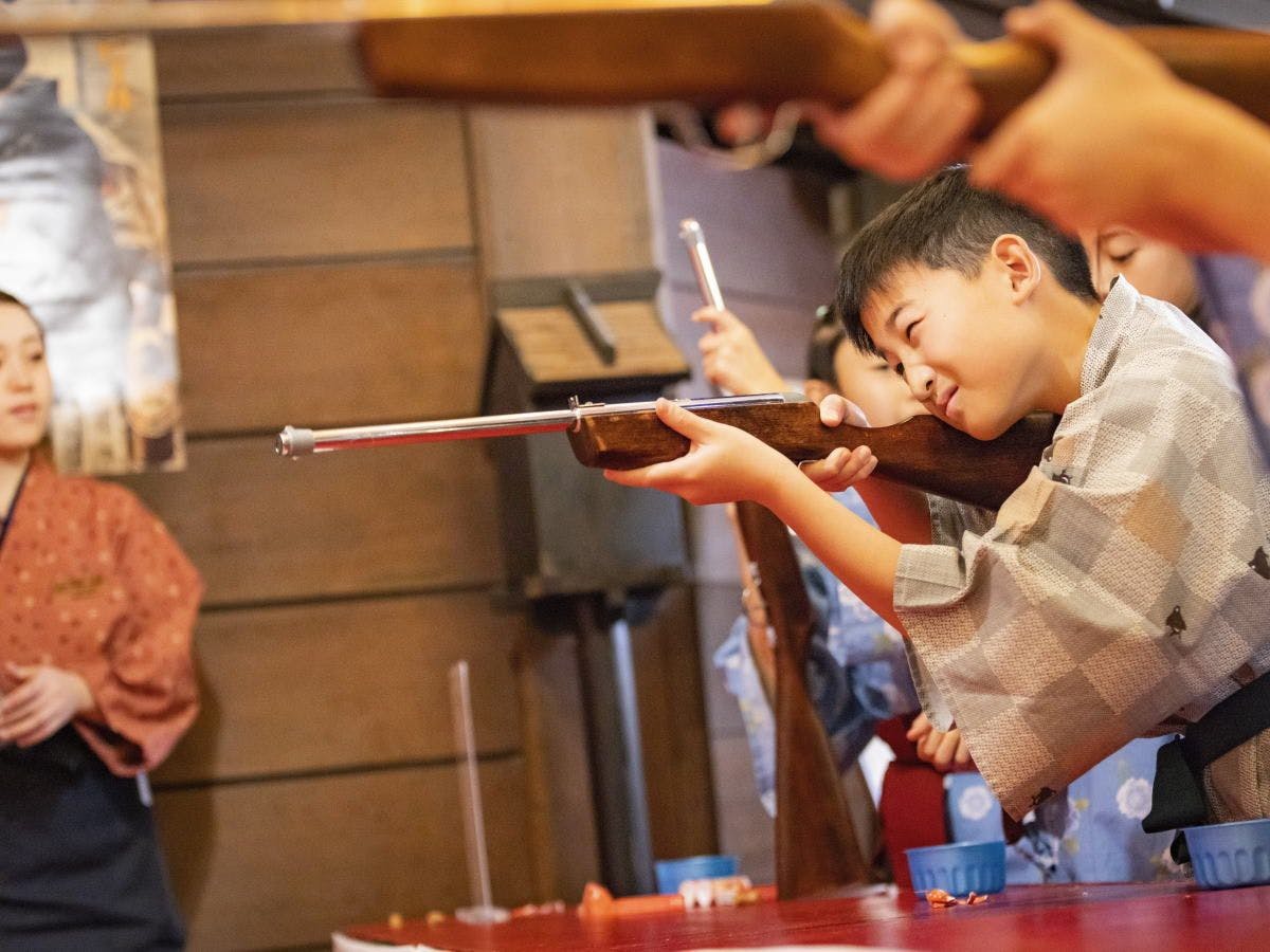 ชั้น 2 "ลานเทศกาล"