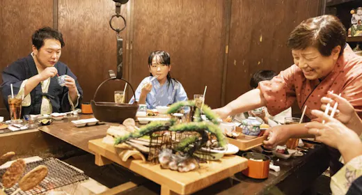 【囲炉裏 炉端会席】<ご夕食時間:17:30~19:15>山海の幸の炭火焼きコース「特選炉端会席」