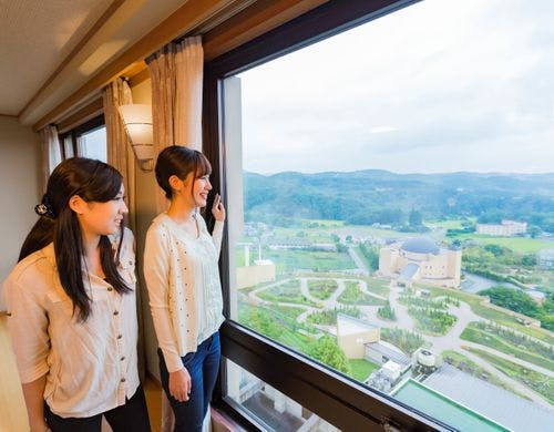 和室（森の館）※山々に囲まれた景色を一望