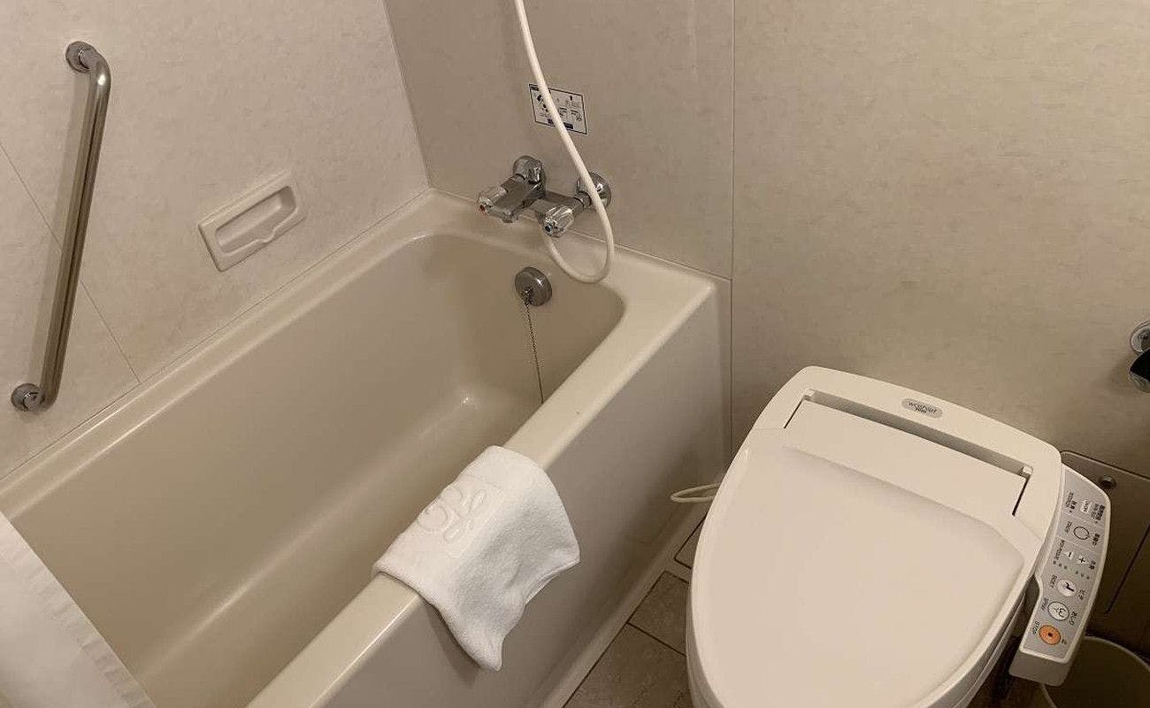 ตัวอย่างห้องน้ำในตัว (ห้องพักเดี่ยว)