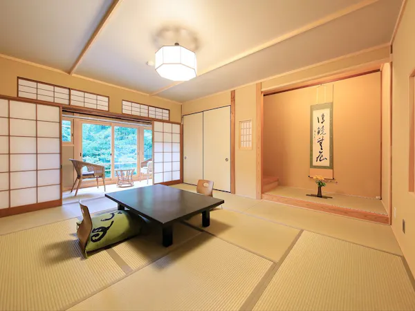 登録文化財「花の棟」(一例)