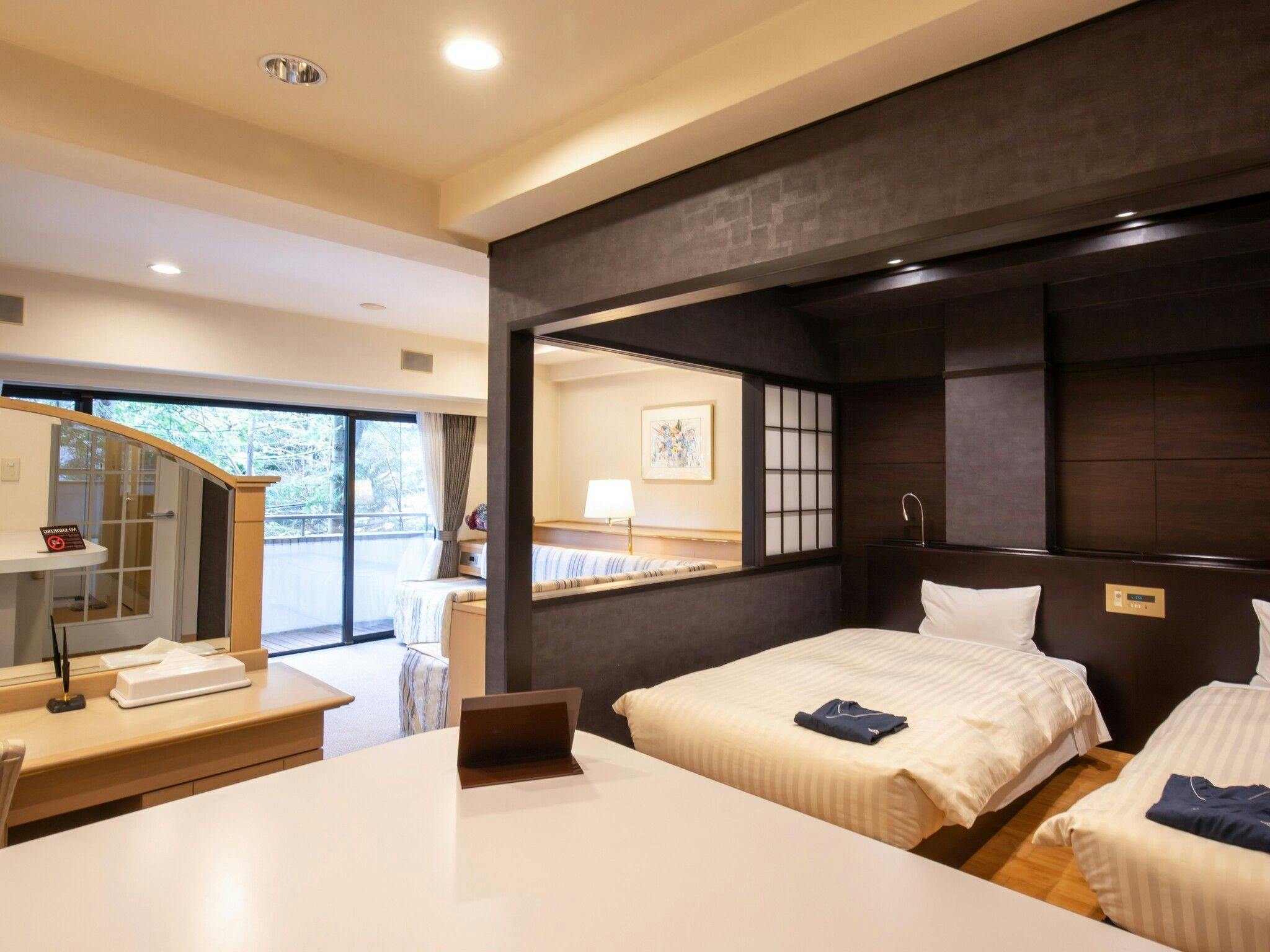 โมเดิร์นญี่ปุ่น