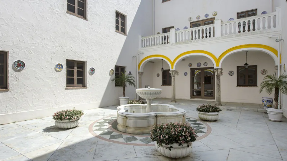 Hotel Shima Spain Village