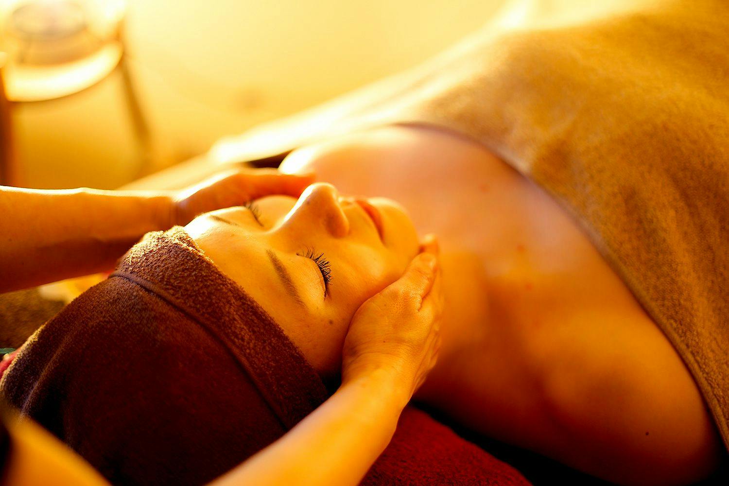 美容沙龙【Agunsari】