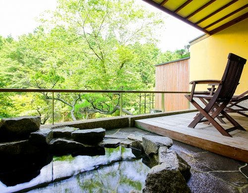 【山吹】岩露天風呂付客室（禁煙）