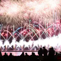 Lễ hội pháo hoa trên biển Atami