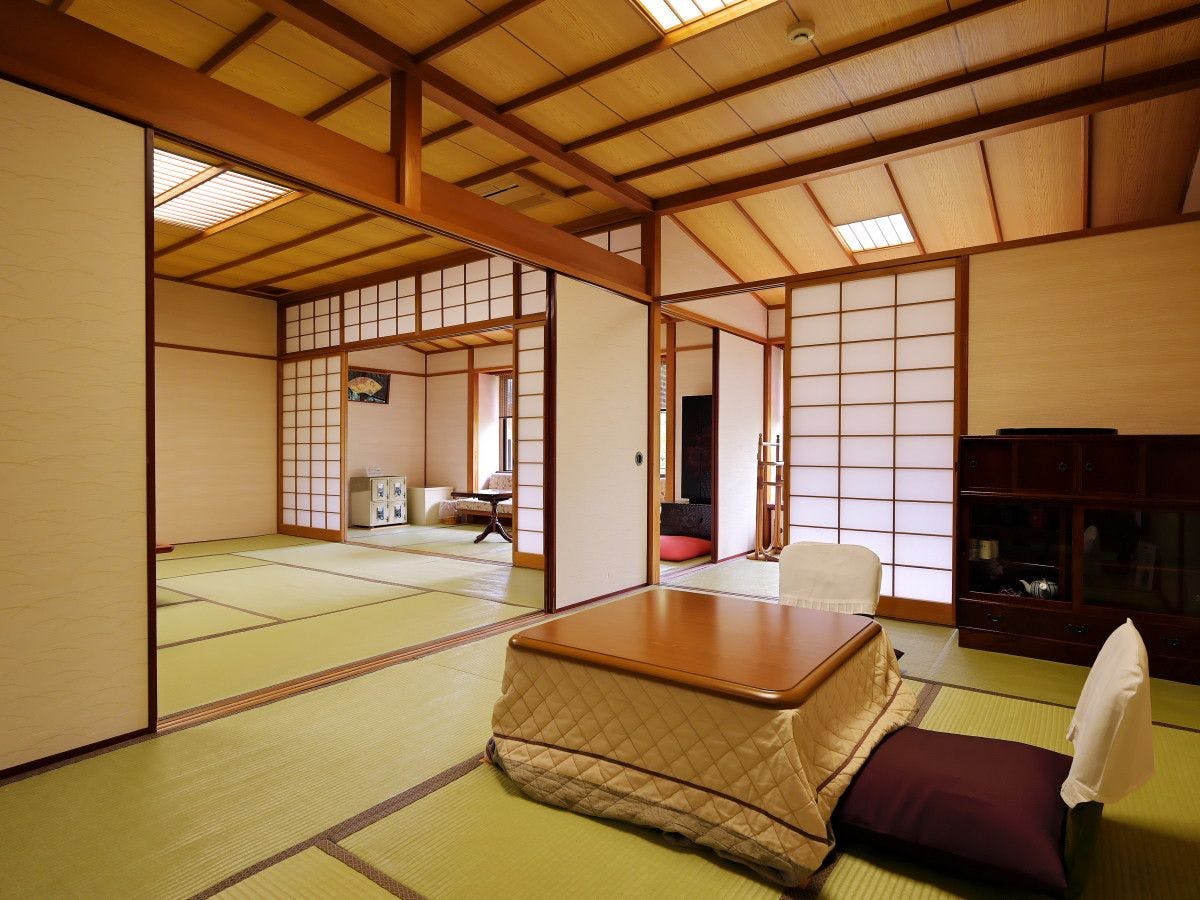 三平荘