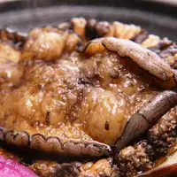 Gambar hidangan Kaiseki dengan abalon