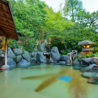 Mata air panas Kihada no Yu 'Ukidono' kolam mandi terbuka