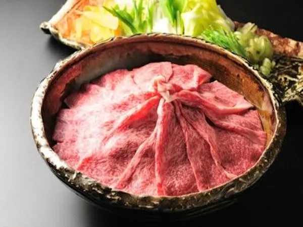 【旬の食旅】<信州プレミアム牛会席>最上級ランクの霜降り信州牛を愉しむ