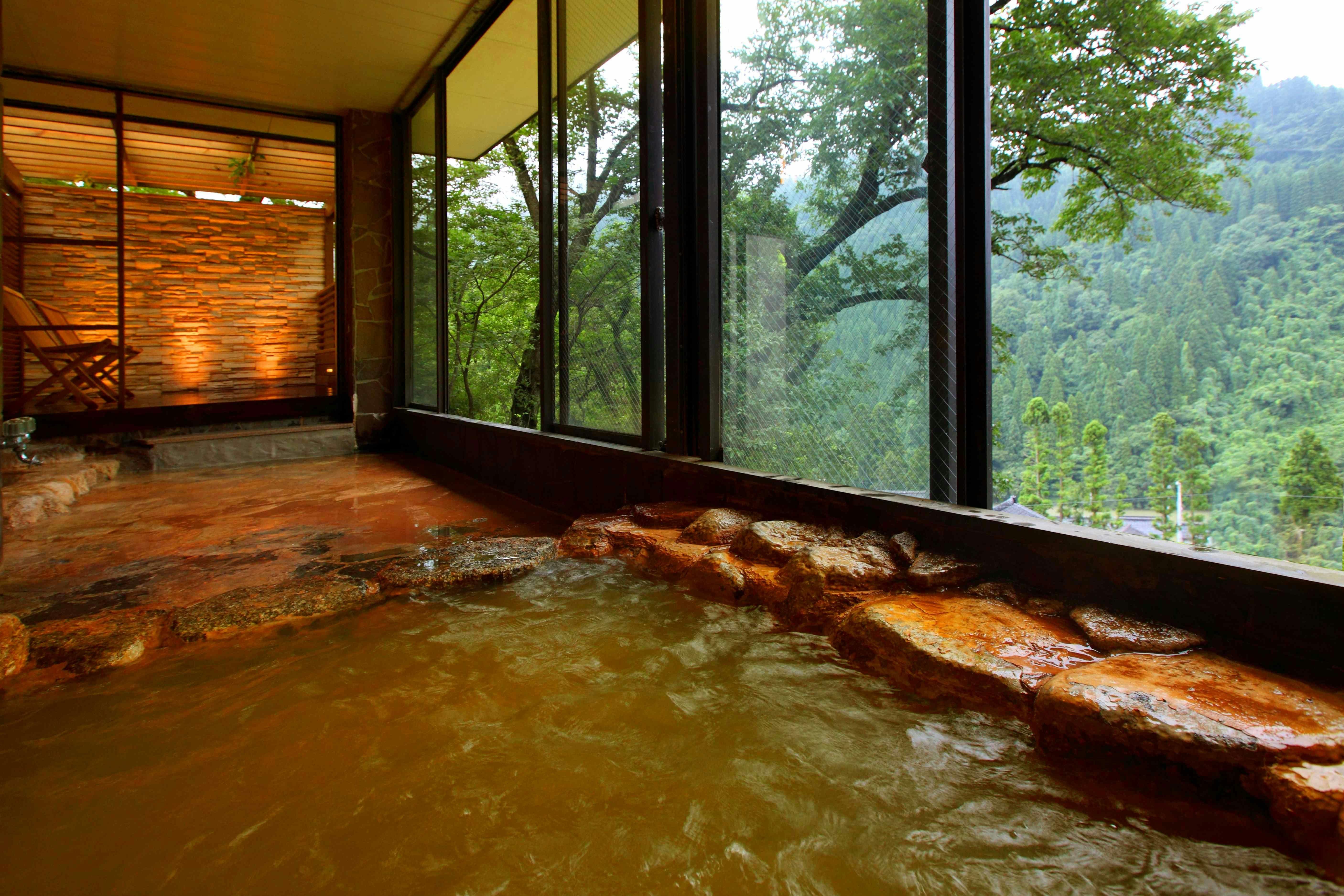 ・2種類の源泉が愉しめる大浴場