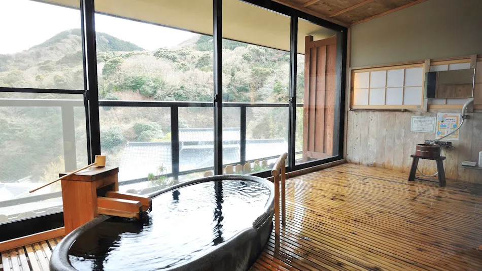 Insen, Private Source Flowing Hot Spring - Kannon Onsen