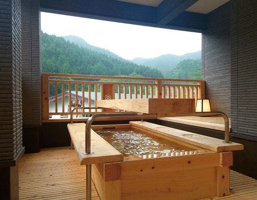 本館客室展望檜風呂