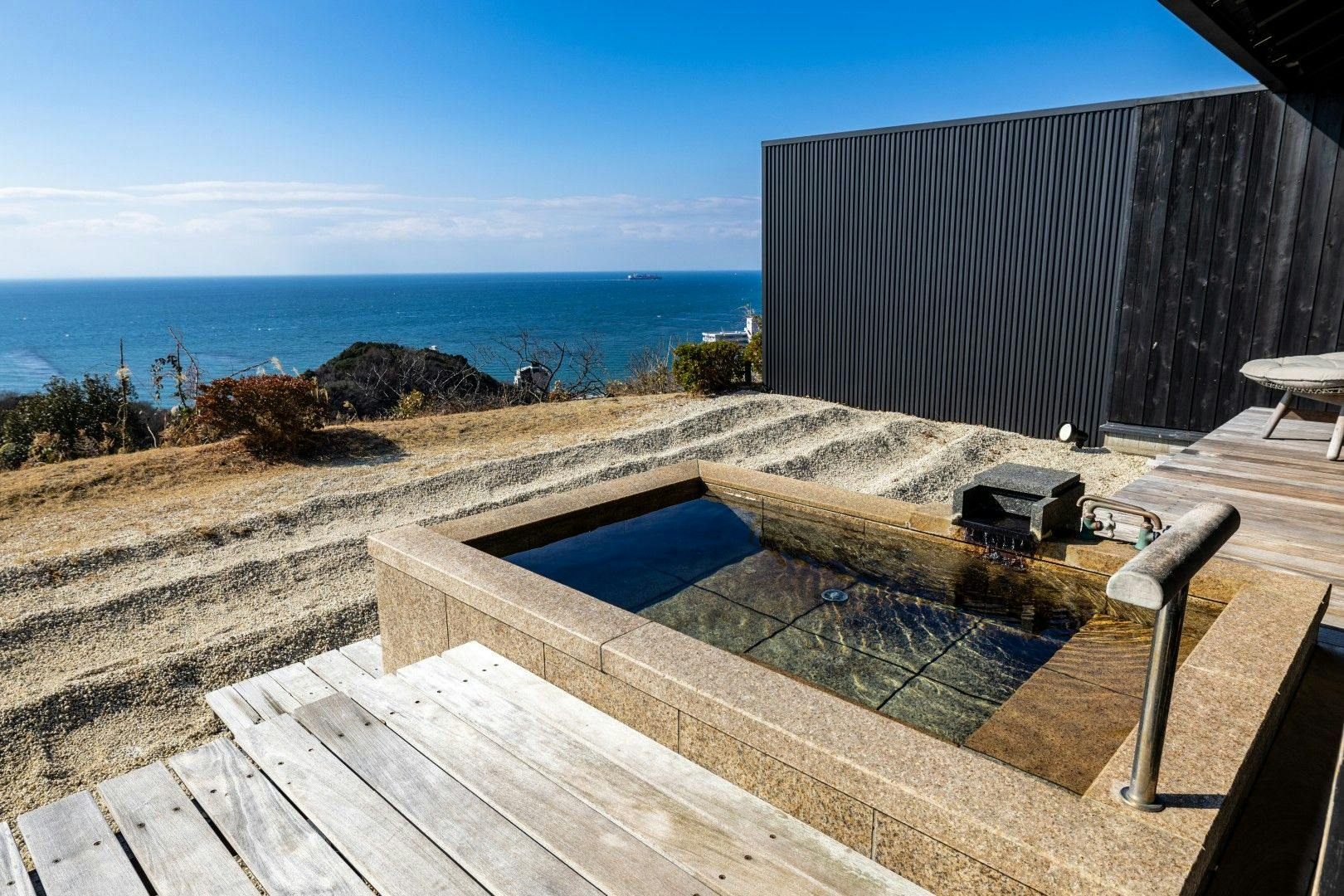 知多半島　海のしょうげつ