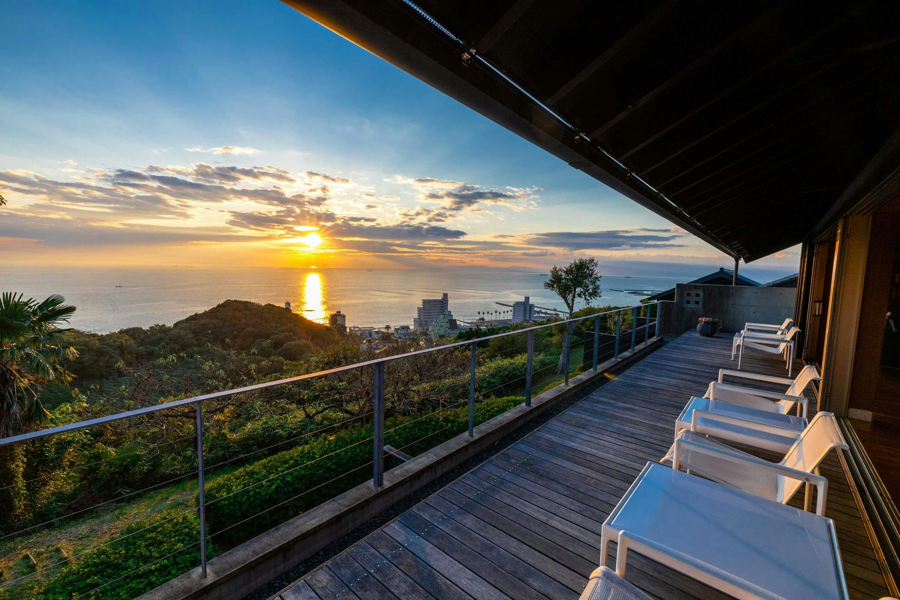 知多半島　海のしょうげつ