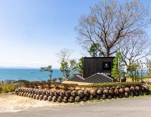 入口看板からの伊勢湾風景