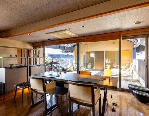 チェックインカウンターイメージ