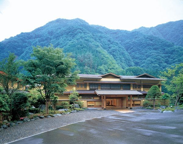 全館源泉掛け流しの宿　西山温泉　慶雲館