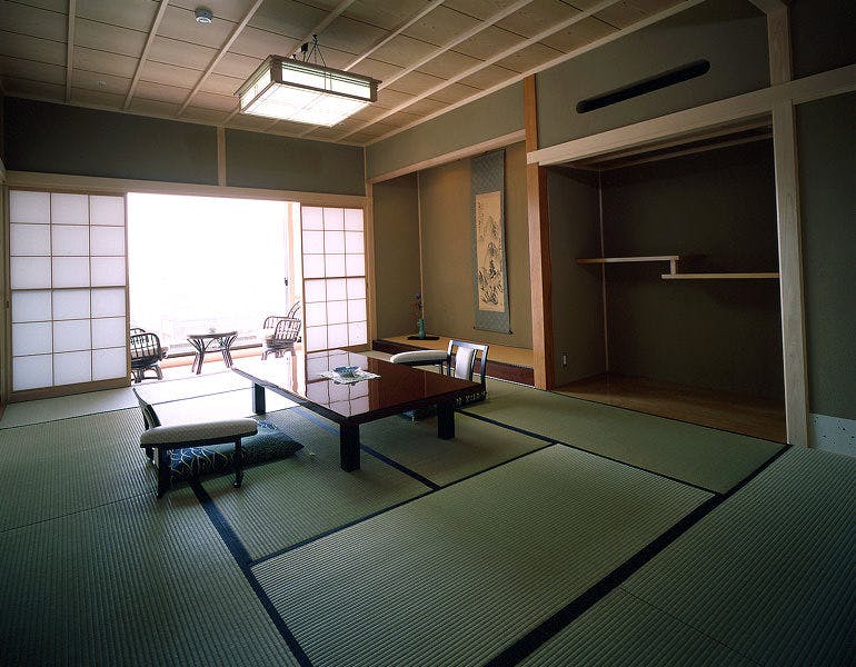 ちょっと広めのお部屋例（10～12畳）