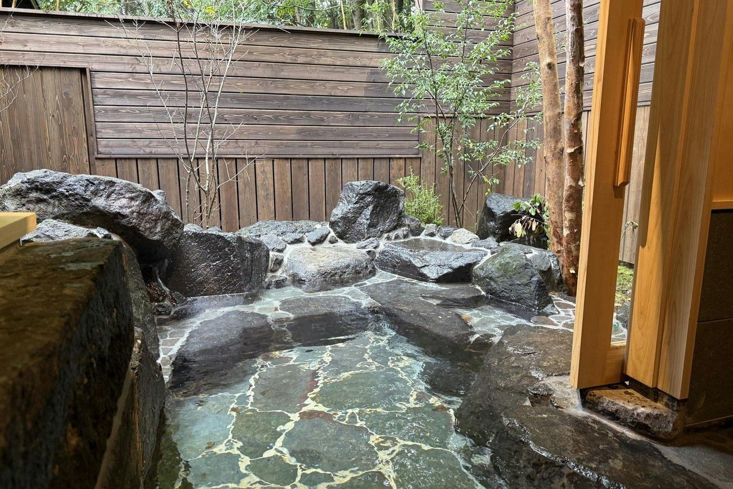おやど　二本の葦束