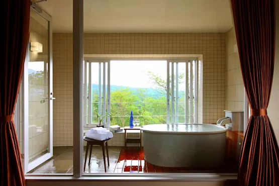 201 เซมิสูท ฮารุกะ -YOU-