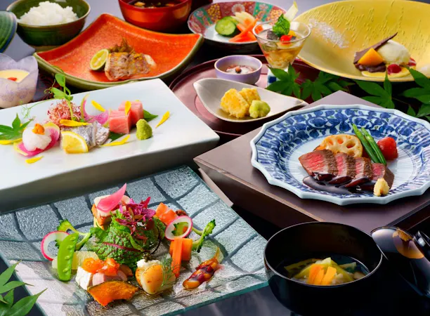 大分の旬食材を使った創作会席(一例)