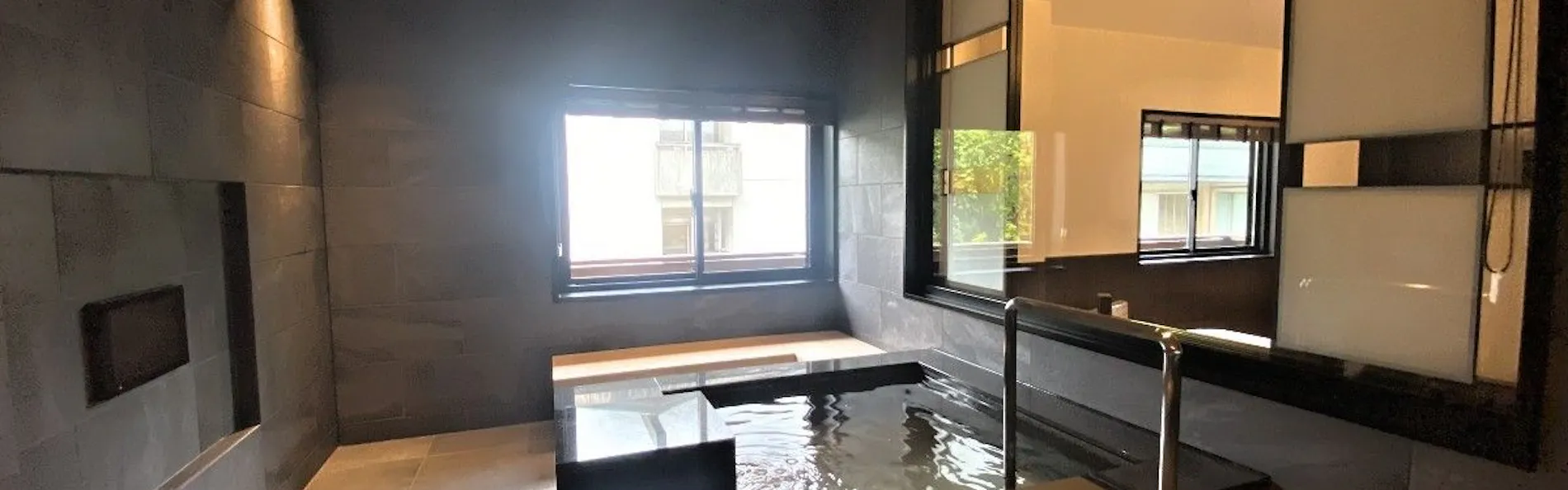 しこつ湖鶴雅リゾートスパ 水の謌