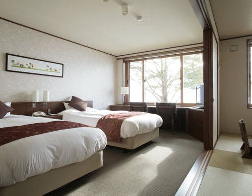 和洋室　薄雪草