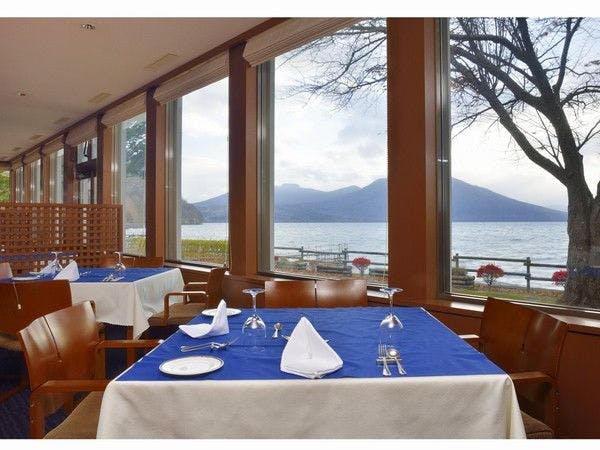 レストランからの眺め（樽前山）