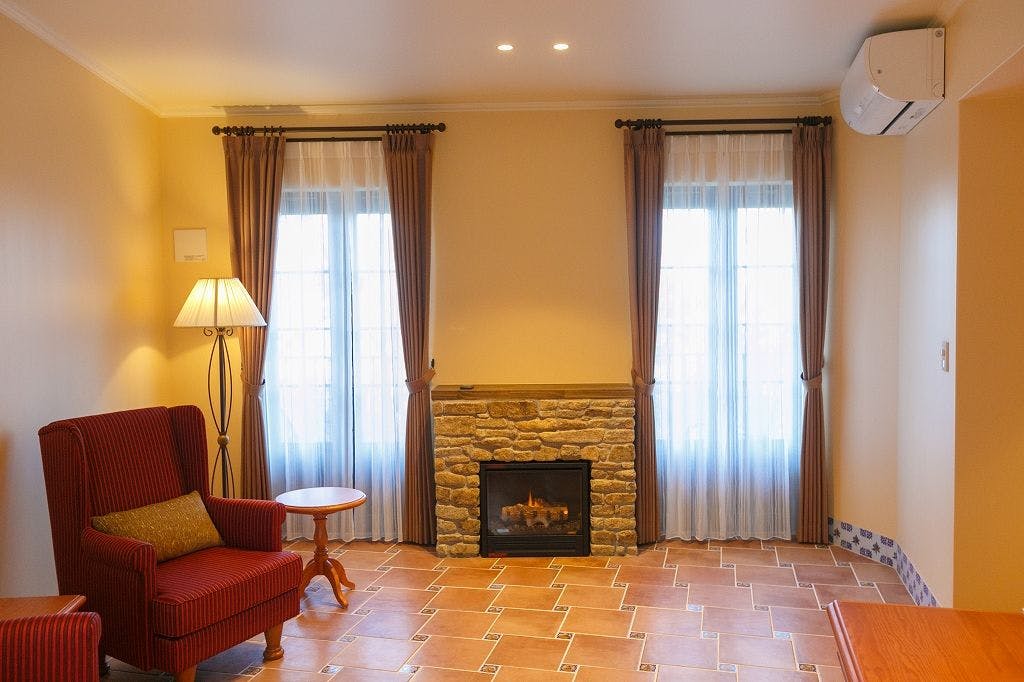 뷰 욕조가 있는 럭셔리 스위트룸